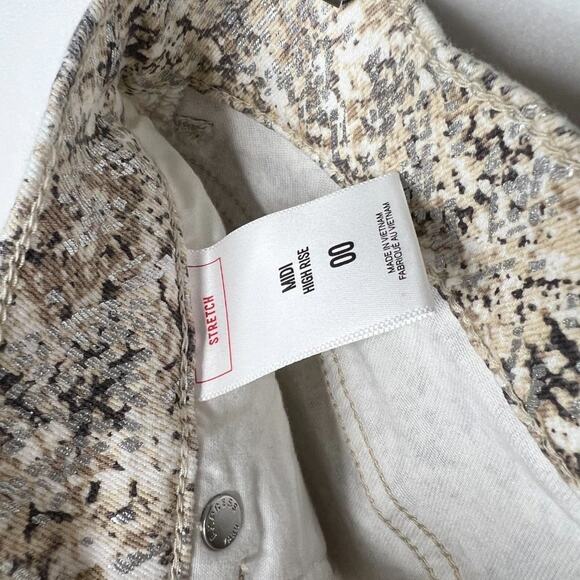 Express Midi High Rise Stretch Metallic Snake Print Shorts 00 - Picture 7 of 8